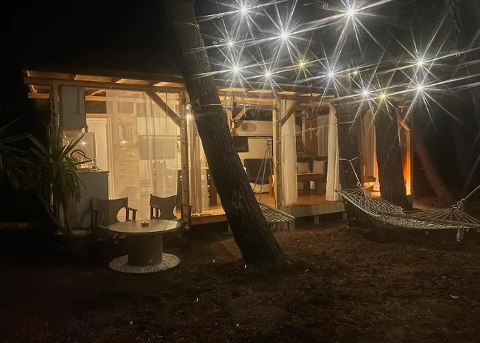 нереида Къмпинг *